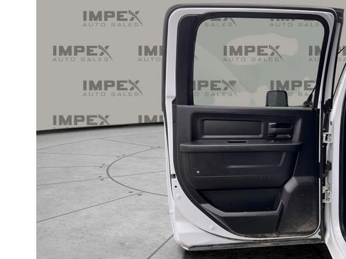 Used 2023 RAM 3500 Tradesman w/ Chrome Appearance Group image 30