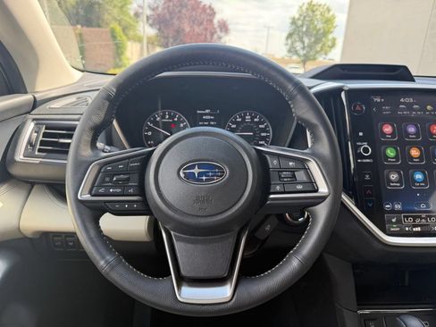 Used 2026 Subaru Ascent Limited AWD/4WD image 8