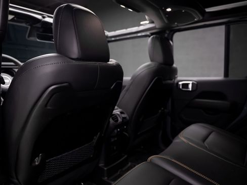 Used 2024 Jeep Wrangler Unlimited Rubicon 392 image 74