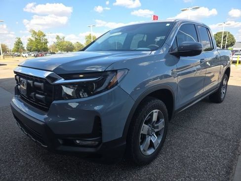 Used 2025 Honda Ridgeline RTL image 3