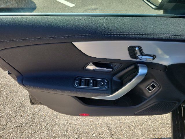 Used 2025 Mercedes-Benz CLA 250 image 16