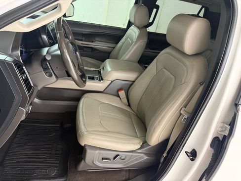 Used 2018 Ford Expedition Max Limited w/ Equipment Group 301A RWD image 69