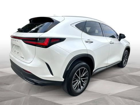 Used 2024 Lexus NX 250 Premium image 8