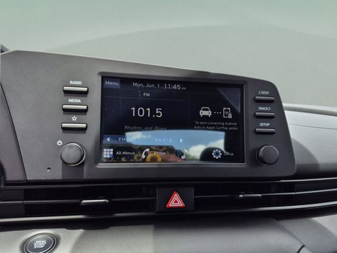 New 2026 Hyundai Elantra Sport FWD image 23
