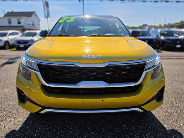 Used 2023 Kia Seltos S w/ Navigation Package AWD/4WD image 9