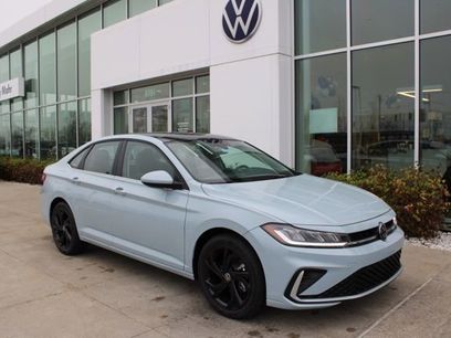 New 2025 Volkswagen Jetta SE