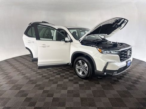 Certified 2025 Honda Pilot EX-L image 16