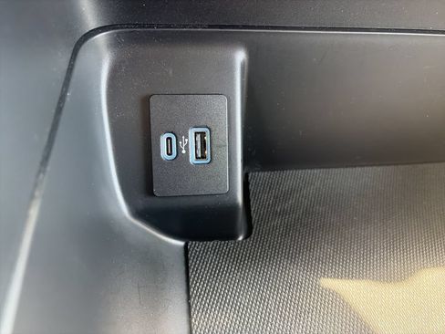 Used 2022 Ford F150 XLT w/ Equipment Group 302A High RWD image 28