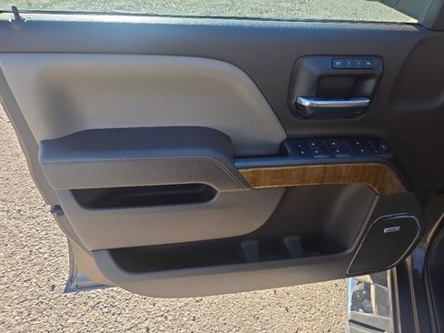 Used 2014 GMC Sierra 1500 SLT w/ Driver Alert Package image 9