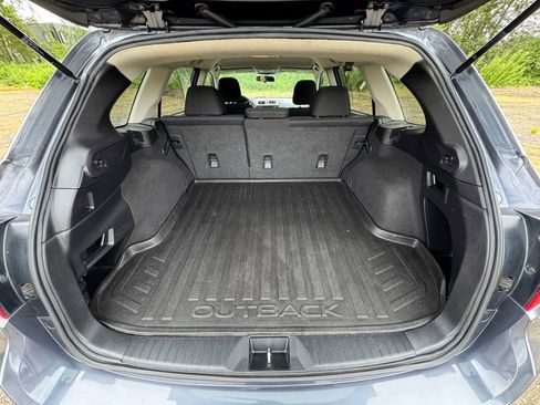 Used 2015 Subaru Outback 2.5i Premium AWD/4WD image 10