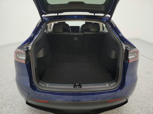 Used 2020 Tesla Model Y Long Range image 20