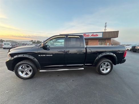 Used 2012 RAM 1500 Express image 2