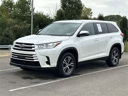 Used 2019 Toyota Highlander LE