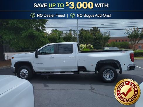 Used 2026 Chevrolet Silverado 3500 LT w/ All Star Edition AWD/4WD image 2