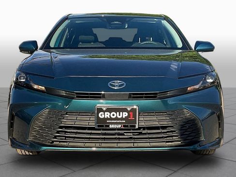 Used 2025 Toyota Camry LE image 4