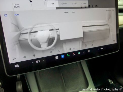 Used 2022 Tesla Model Y Long Range AWD/4WD image 34