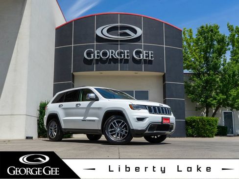 Used 2018 Jeep Grand Cherokee Limited w/ Luxury Group II AWD/4WD image 1