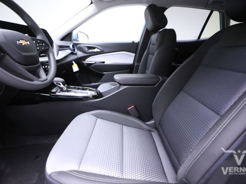 New 2026 Chevrolet Trax LT image 10