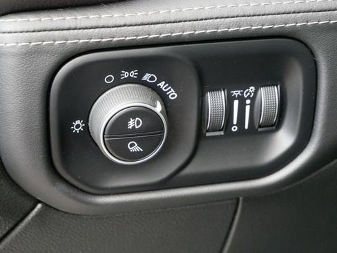 Used 2024 RAM 3500 Limited image 20