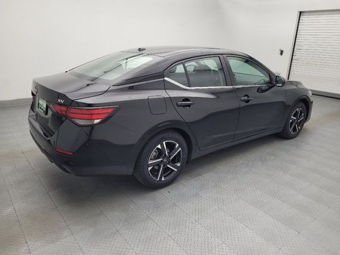 Used 2024 Nissan Sentra SV FWD image 10