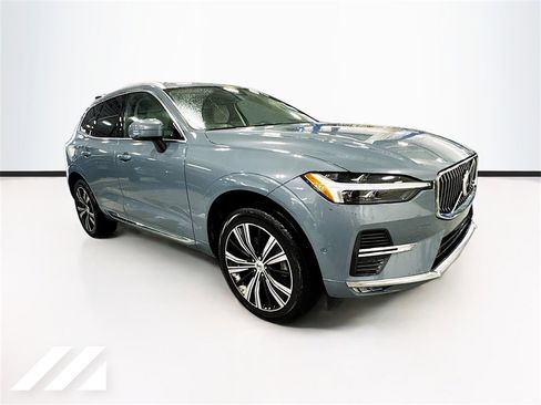 Used 2022 Volvo XC60 B6 Inscription w/ Advanced Package image 3