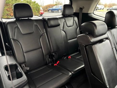 Used 2021 Kia Telluride LX image 19