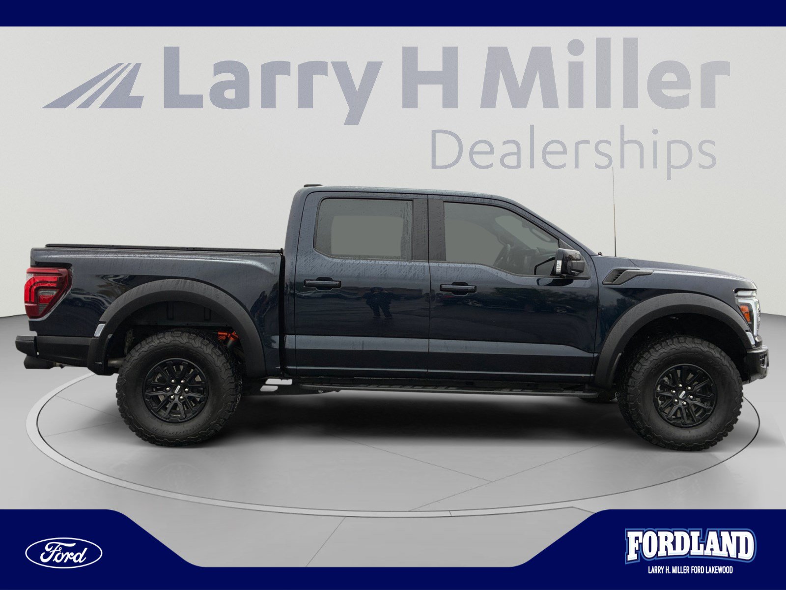 Used 2025 Ford F150 Raptor AWD/4WD image 6
