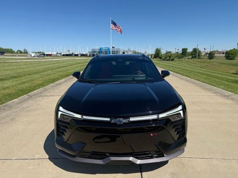 Used 2025 Chevrolet Blazer EV SS AWD/4WD image 12