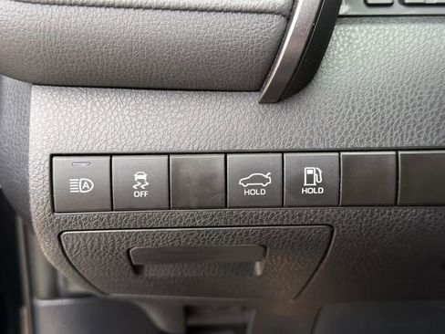 Used 2022 Toyota Camry XSE image 27