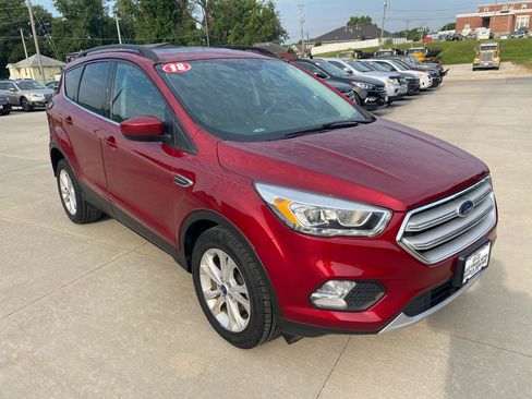 Used 2018 Ford Escape SEL FWD image 4
