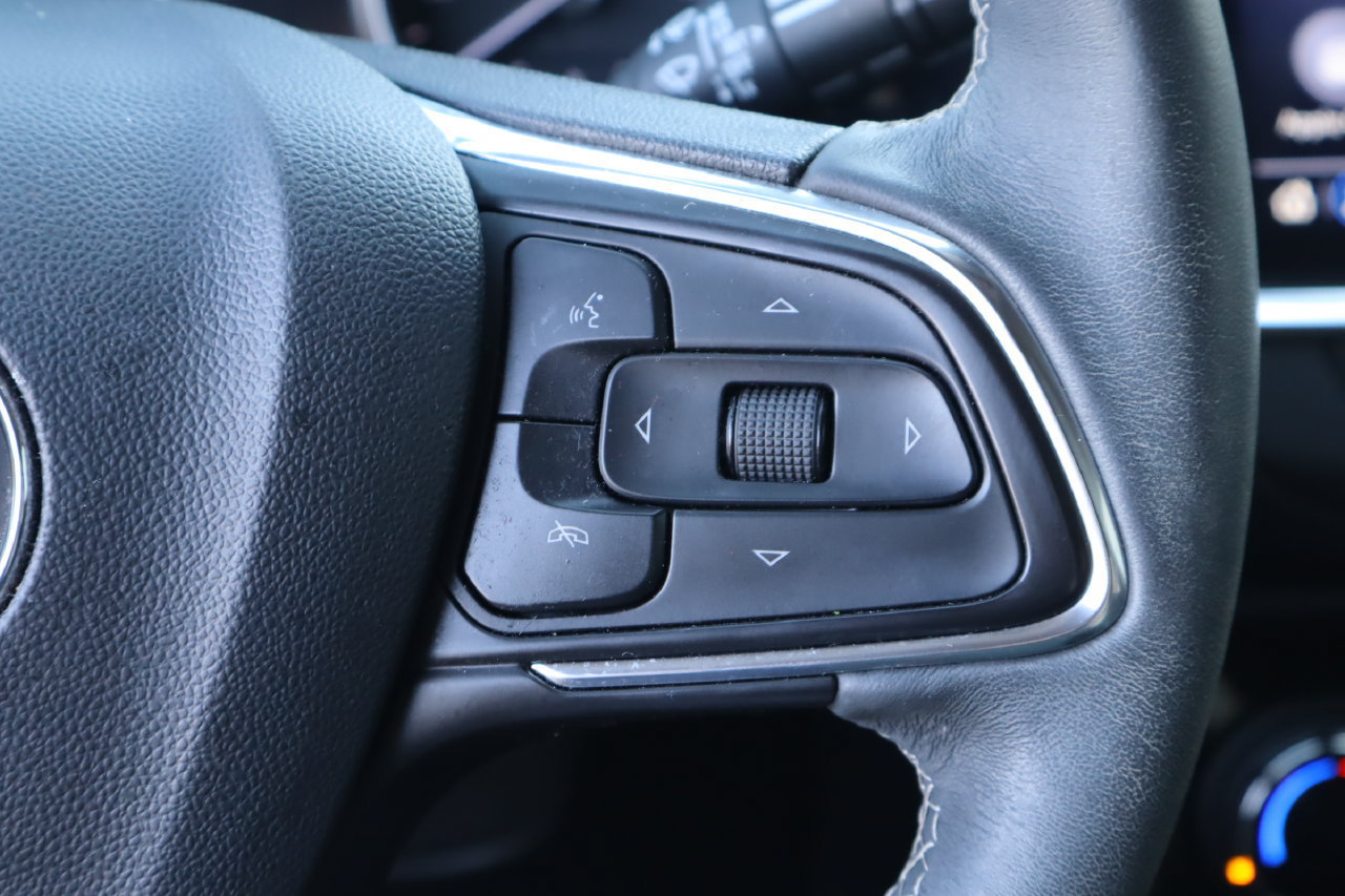 Used 2023 Buick Encore GX Preferred w/ Cold Weather Comfort Package FWD image 13