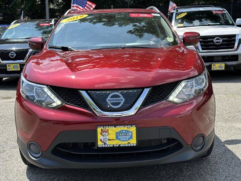 Certified 2019 Nissan Rogue Sport SV AWD/4WD image 8