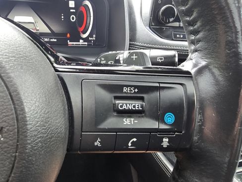 Used 2021 Nissan Rogue Platinum AWD/4WD image 23