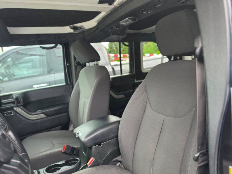 Used 2018 Jeep Wrangler Unlimited Sport AWD/4WD image 20