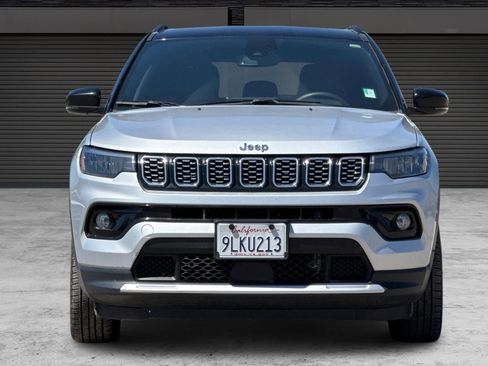 Used 2024 Jeep Compass Limited AWD/4WD image 10