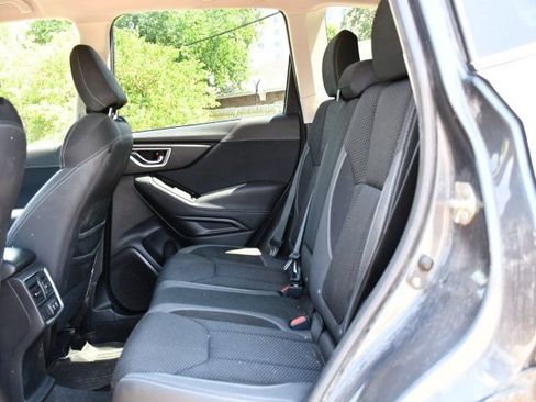 Used 2021 Subaru Forester Premium AWD/4WD image 13