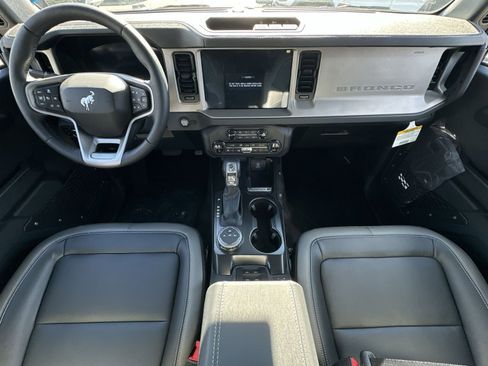 New 2025 Ford Bronco Outer Banks image 33