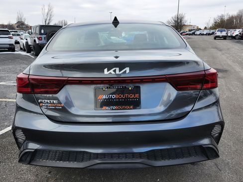 Used 2022 Kia Forte LXS image 14
