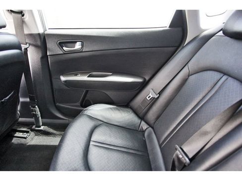 Used 2020 Kia Optima SE FWD image 15