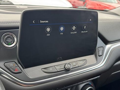 Used 2025 Chevrolet Blazer LT AWD/4WD image 19