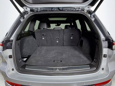 Used 2022 Jeep Grand Cherokee Overland image 27