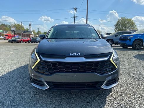 Used 2023 Kia Sportage EX image 7