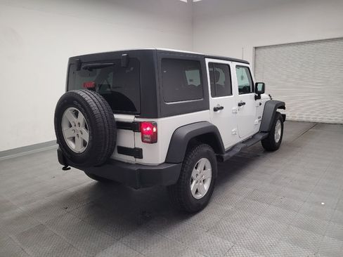 Used 2018 Jeep Wrangler Unlimited Sport S AWD/4WD image 9