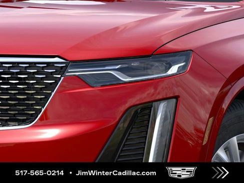 New 2025 Cadillac XT6 Luxury image 10