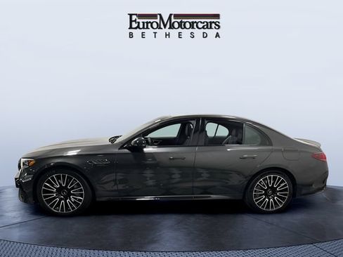 Used 2026 Mercedes-Benz E 53 AMG e 4MATIC Sedan image 2