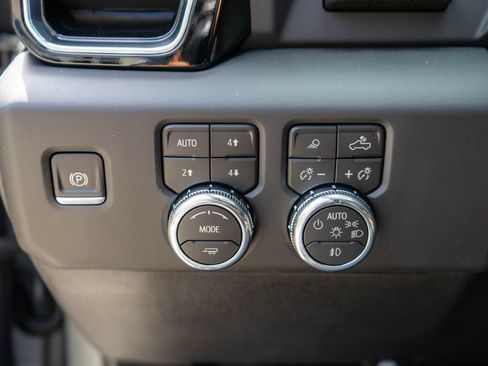 New 2026 GMC Sierra 3500 Denali Ultimate AWD/4WD image 20