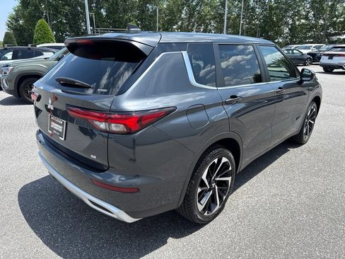 Used 2024 Mitsubishi Outlander SE Black Edition AWD/4WD image 7