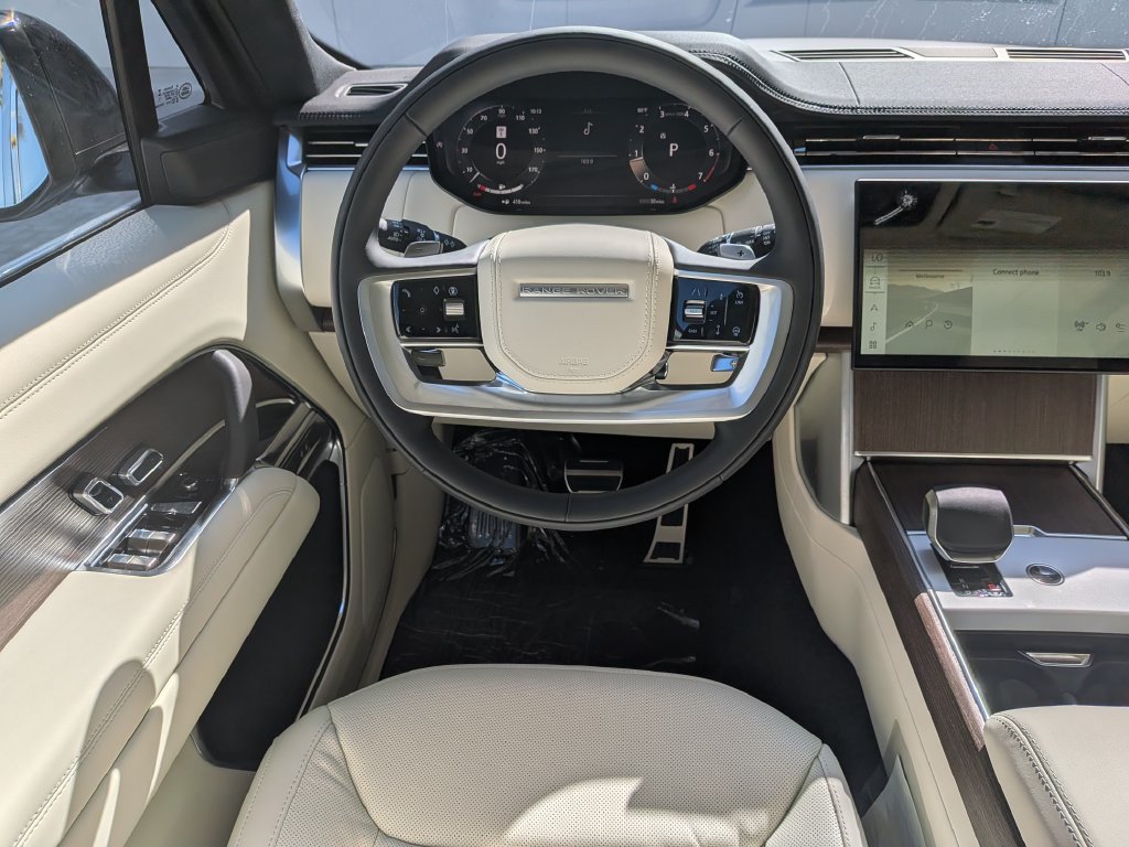 New 2026 Land Rover Range Rover SE AWD/4WD image 17