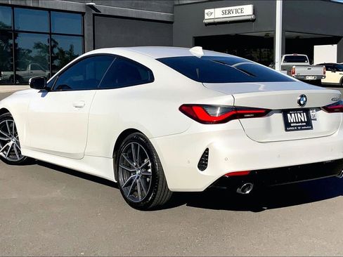 Used 2021 BMW 430i Coupe w/ Convenience Package image 10