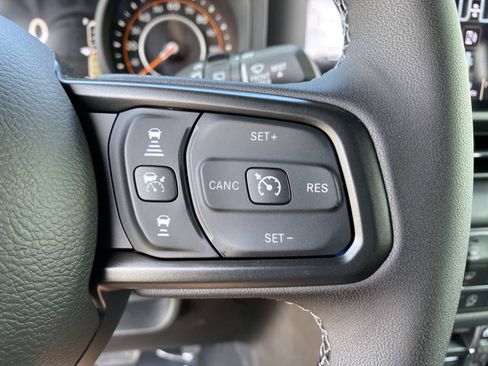 New 2026 Jeep Wrangler Unlimited Rubicon AWD/4WD image 16